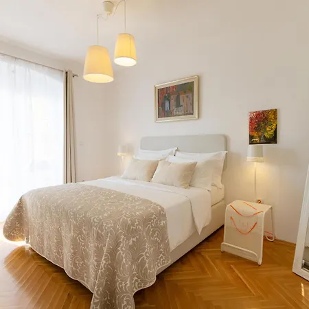 Lipa Dora Murvica (Brac)