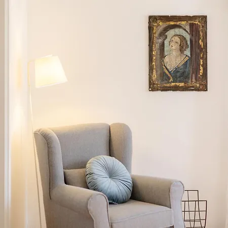 Lipa Dora Vila Murvica (Brac)