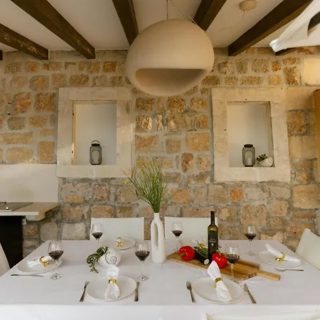 Villa Lipa Dora Murvica (Brac)
