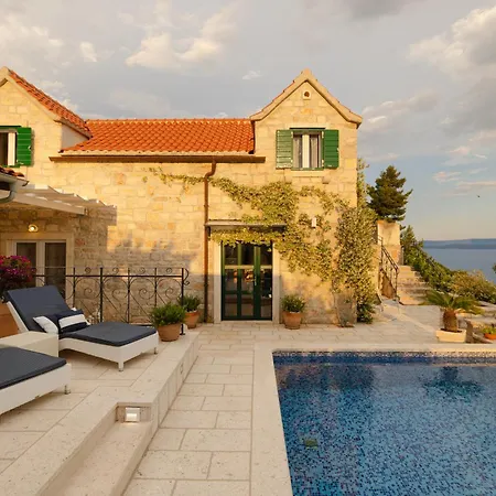 Villa Lipa Dora Murvica (Brac)