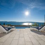Lipa Dora Murvica (Brac)