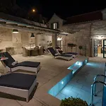 Lipa Dora Murvica (Brac)